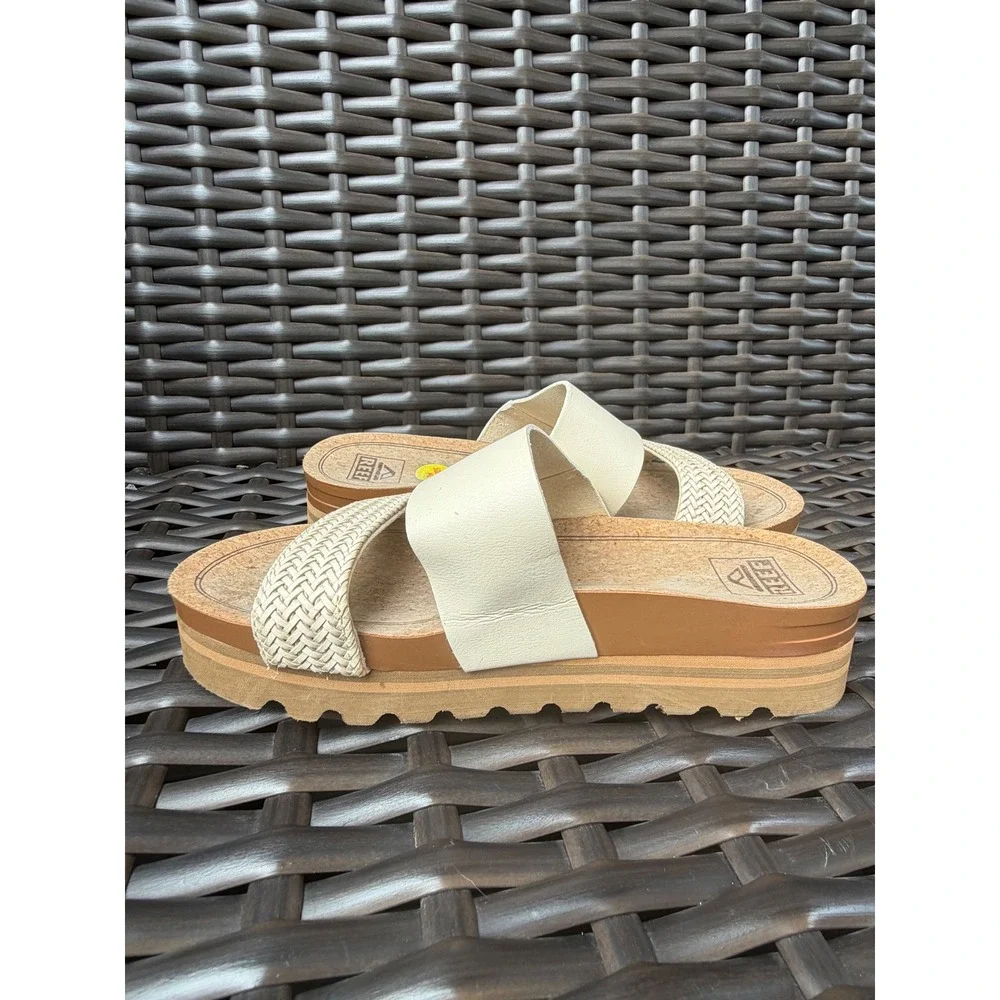 Reef Cushion Vista Hi Platform Sandals Vintage White Braid Slides Womens 7 Beach